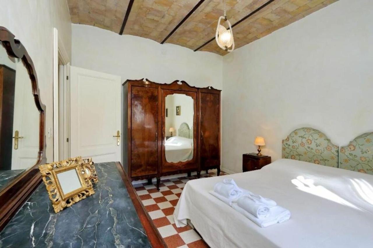Apartment Borgo Vittorio Rom